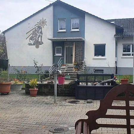 Gaestehaus Maurer شقة Gau-Weinheim